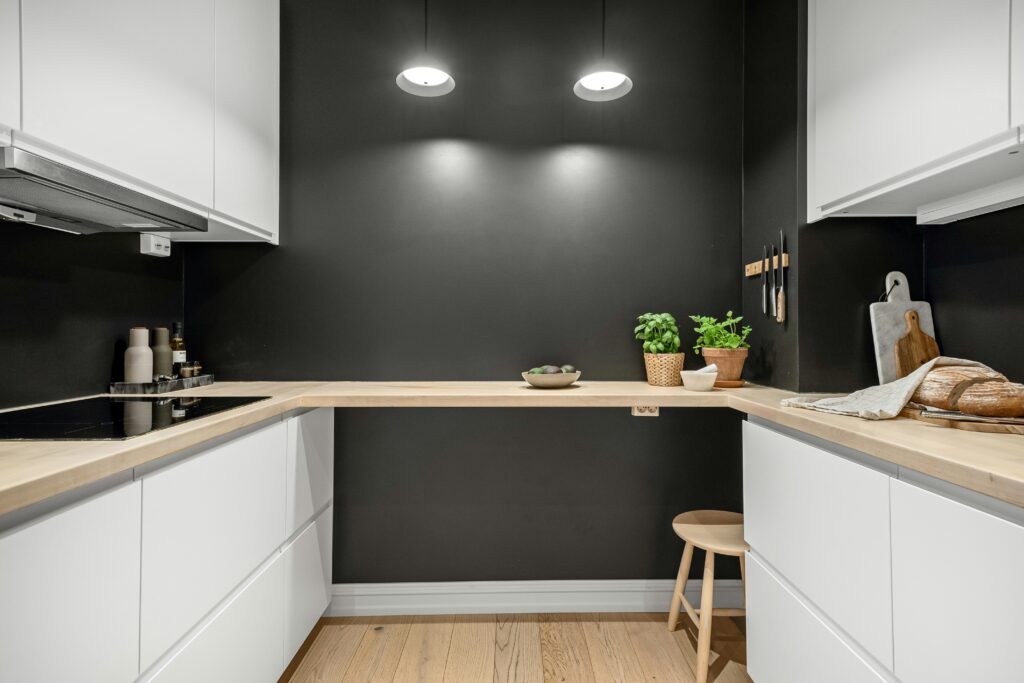 Aenean nonummy hendrerit mauris